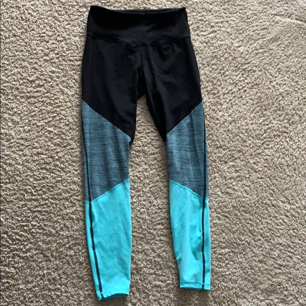 Old navy active wear teal leggings